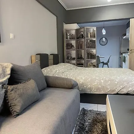 Central Modern Apartment Golos Dış mekan fotoğraf