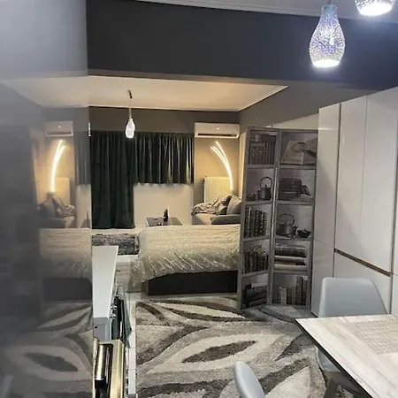 Central Modern Apartment Golos Dış mekan fotoğraf