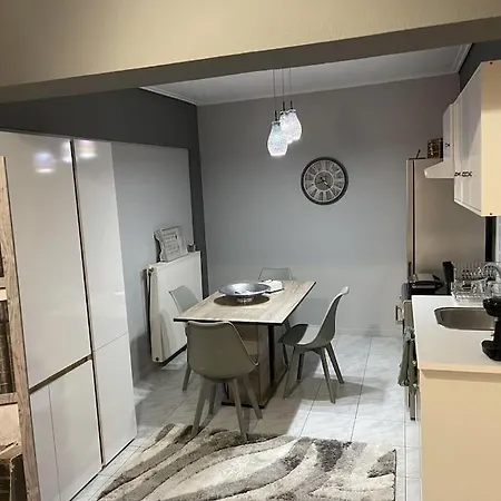 Central Modern Apartment Golos Dış mekan fotoğraf