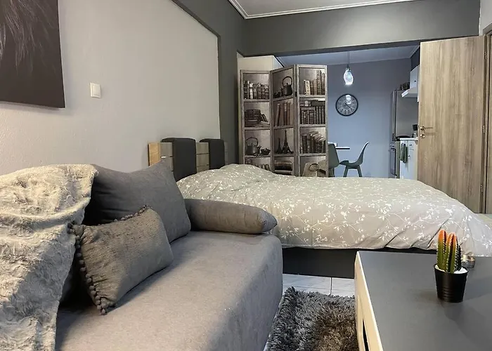 Central Modern Apartment Volos