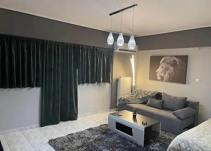 Central Modern Apartment Volos